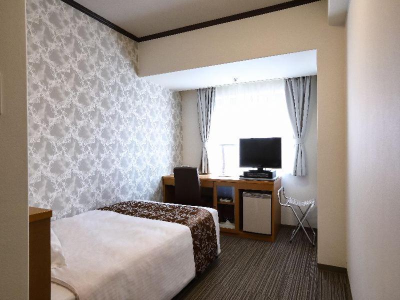 Hotel Hiroshima Garden Palace Exterior foto